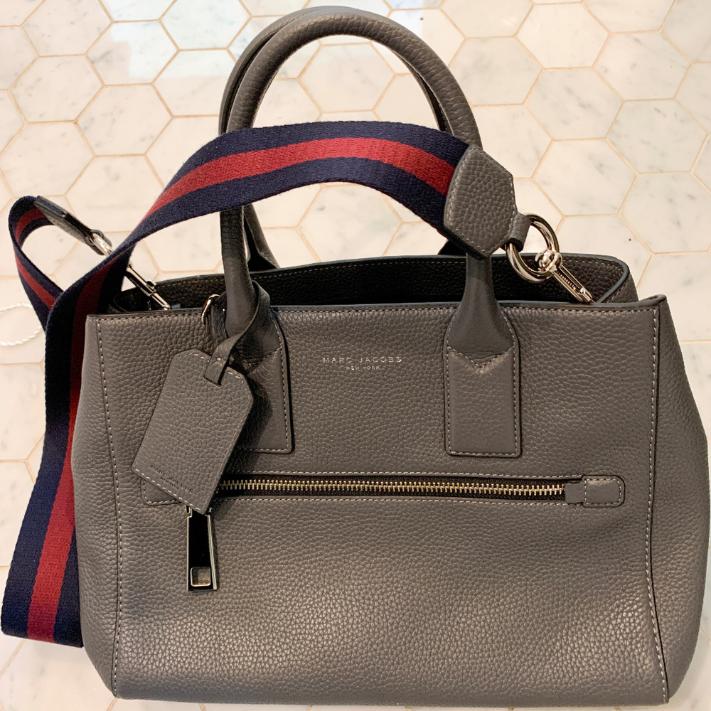Marc Jacobs Gotham Tote in shadow